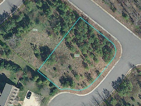 5th image of 9300 Larus Ct