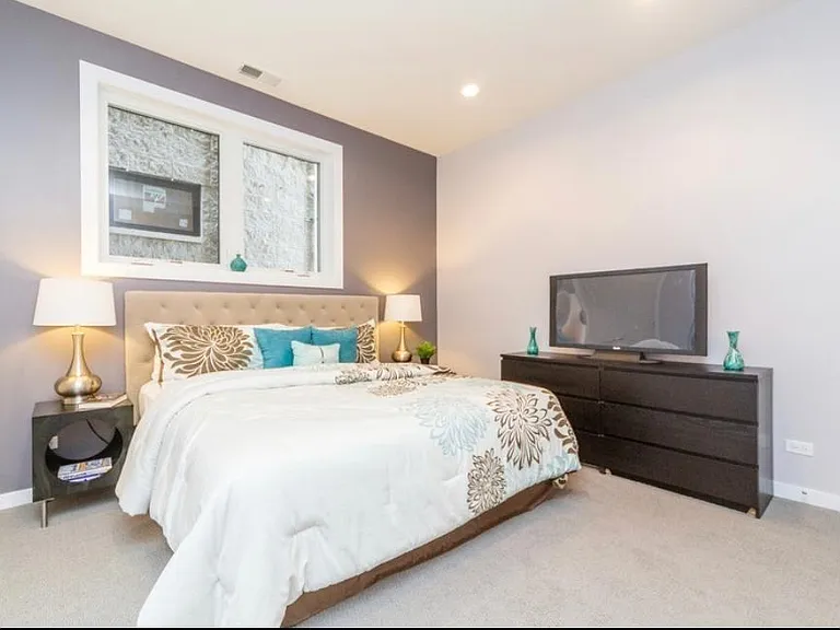 2424 W Fillmore St #1 — Photo 14