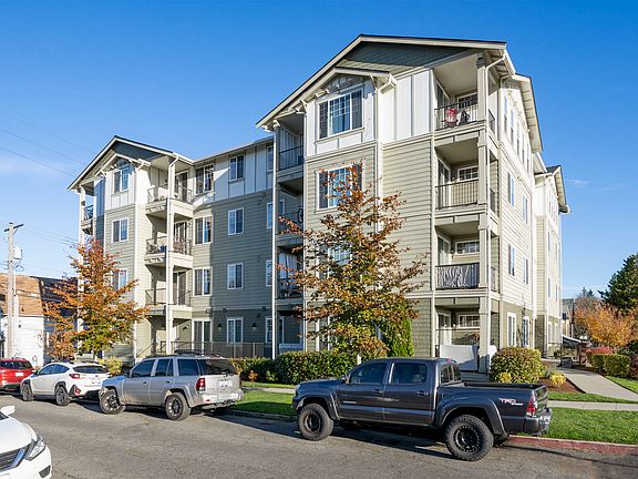 4th image of 223 N J St #205