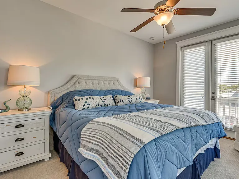 403 Gulfview Cir — Photo 12