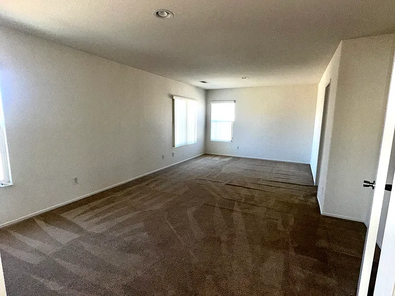 14820 Coachman Rd — Photo 10