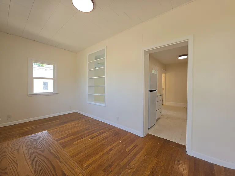 602 I St #1 — Photo 7