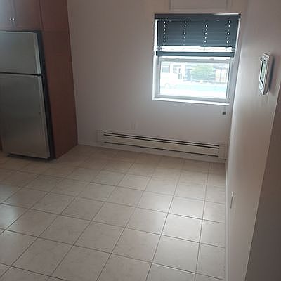 2nd image of 30-10 Steinway St #2R