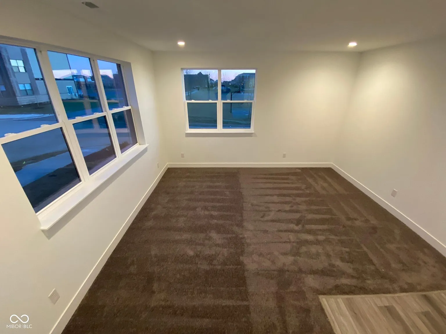 3 bed, 2050 sqft, $3,175 — Photo 3