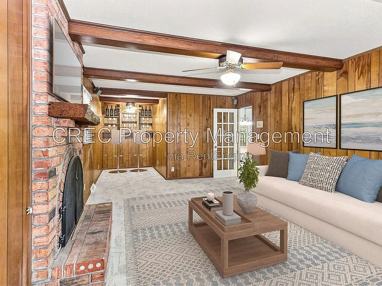 321 Shaftesbury Ln — Photo 16