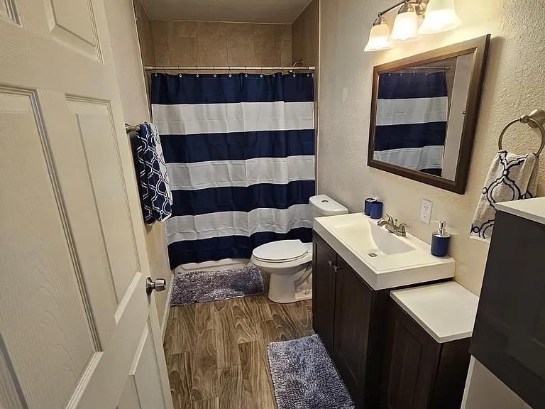 1527 E Silver St #2 — Photo 26