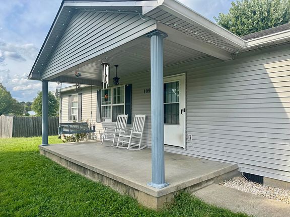 2nd image of 109 Dillon Ct