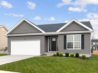 1656 Winding Meadows Dr, Fenton, MO 63026