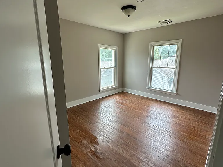 176 Bristol St #2 — Photo 8