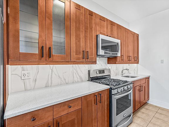 3rd image of 75-07 61st St #2