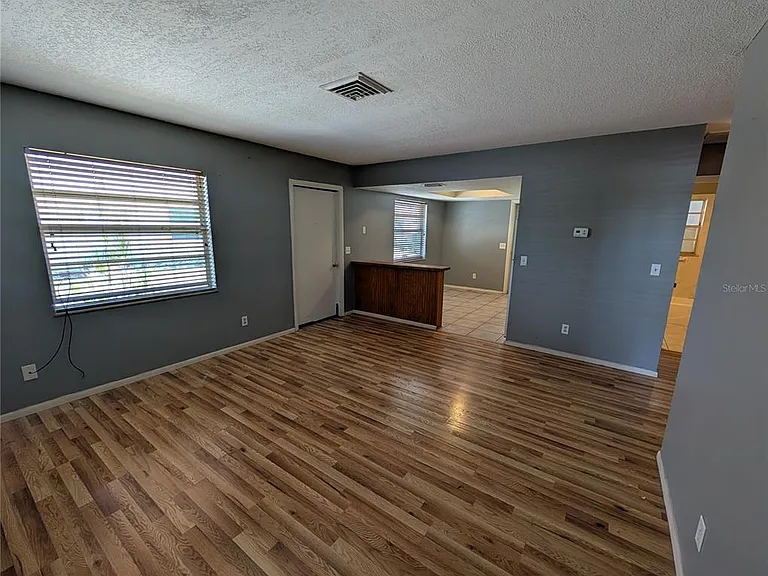 285 S McCall Rd — Photo 3