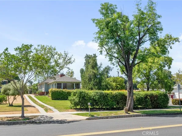 1000 E Colton Ave, Redlands, CA 92374