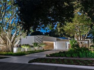 1775 Cherokee Dr, Sarasota, FL 34239