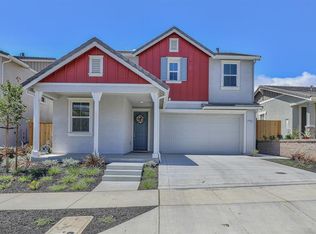 1400 Winzer Pl, Gilroy, CA 95020