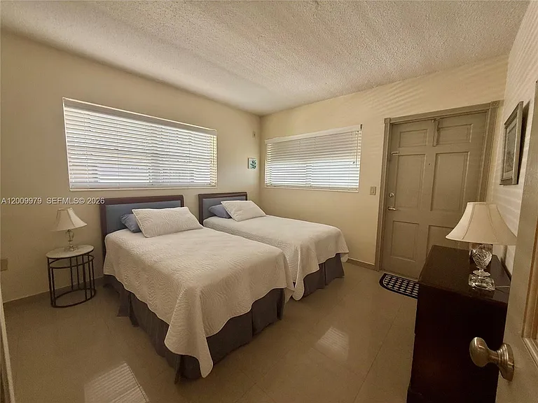 467 Golden Isles Dr #310 — Photo 8
