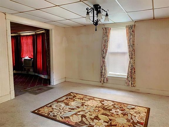 5th image of 616 Lincoln St