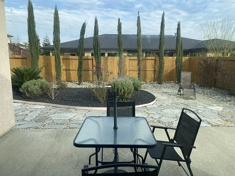 358 Reddington Dr — Photo 25