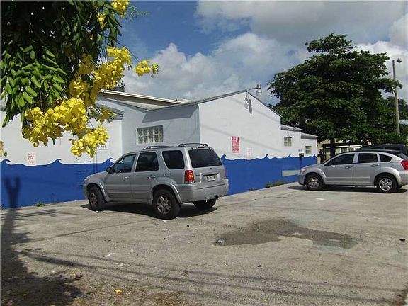 2nd image of 640 NW 20th Ave