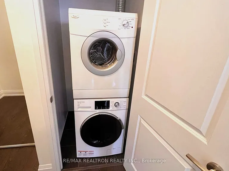 7890 Bathurst St #1601 — Photo 21