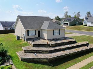 132 Alumni Dr, Elizabethtown, KY