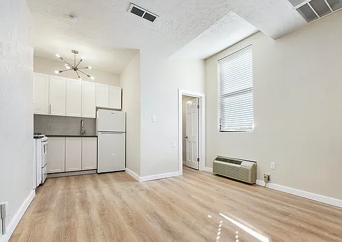 416 Bailey Ave Photo 1