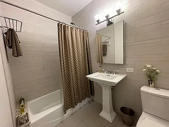 Rented by Carnegie Hill Place