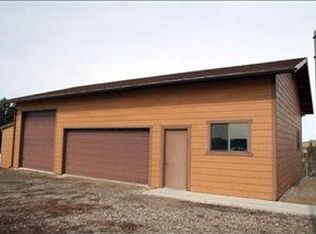 68 N Big Elk Meadow Rd, Gallatin Gateway, MT 59730