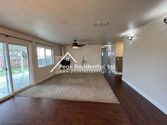 4th image of 7808 Highland Ave