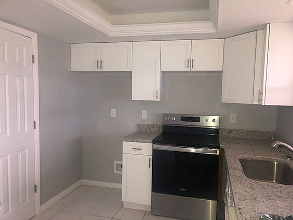 3rd image of 1501 NE 13th St