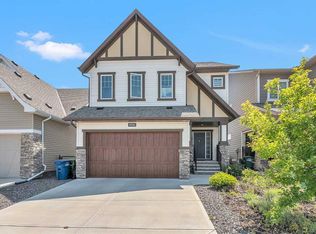 203 N Reunion Grn NW, Airdrie, AB T4B3W3