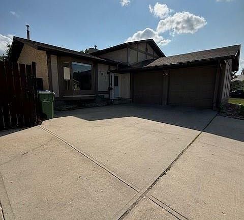3rd image of 3011 E Truesdale Dr