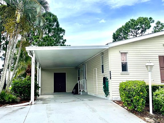 2nd image of 8182 14th Hole Drive