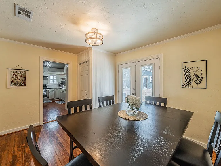 2157 W Lotus Ave — Photo 9