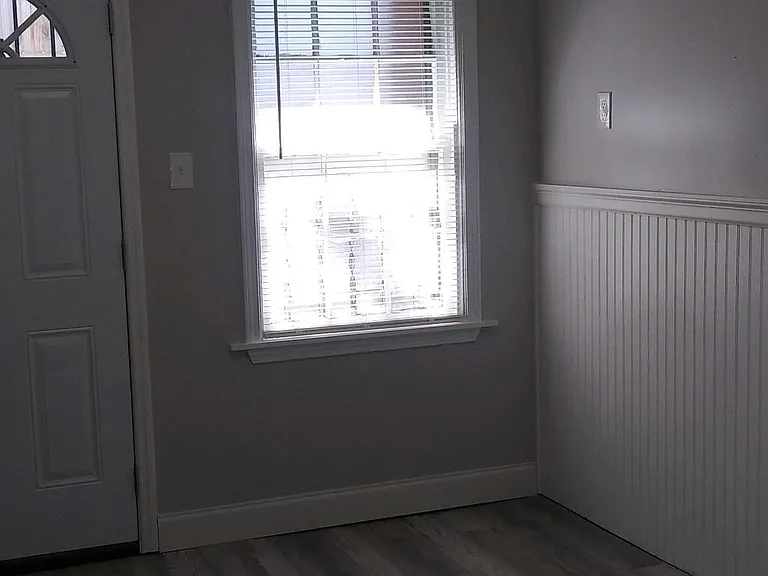 970 Maple Dr — Photo 12