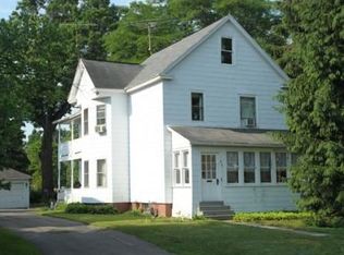 62 Garfield Ave, Easthampton, MA 01027
