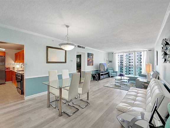 5th image of 3000 S Ocean Dr APT 1106