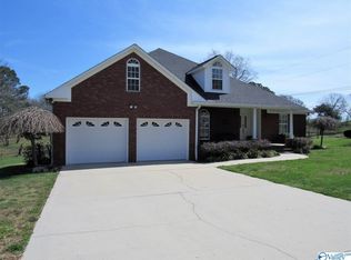 727 Hayes Gap Rd, Crossville, AL 35962