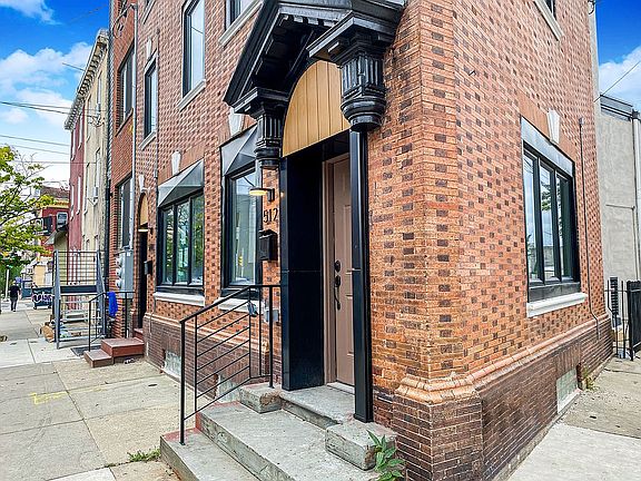 2nd image of 510-12 W Norris St