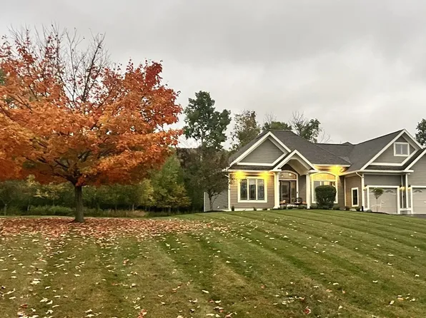 22454 Ridgeview Rd, Watertown, NY 13601