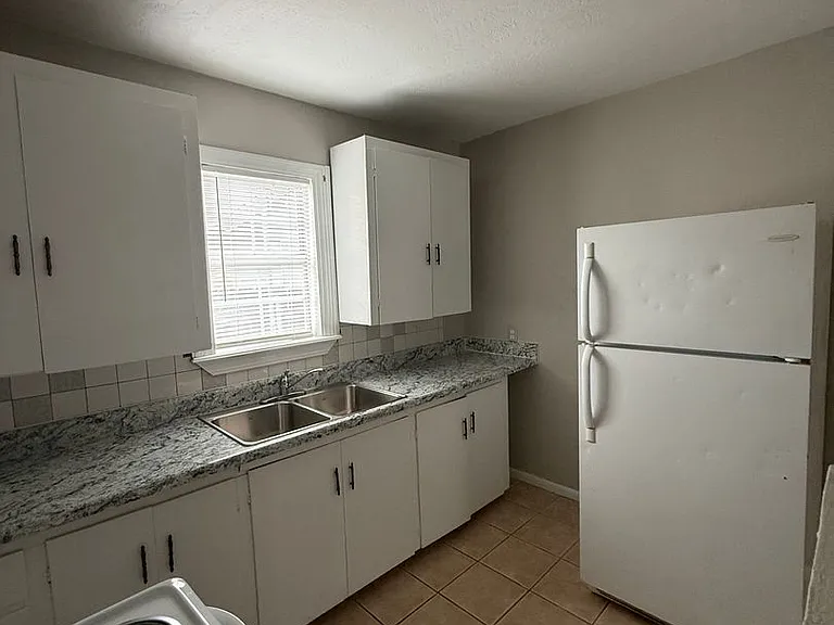 1014 N Bradley St #1 — Photo 10
