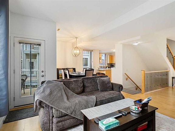 4th image of 8000 S Wentworth Dr SW #805