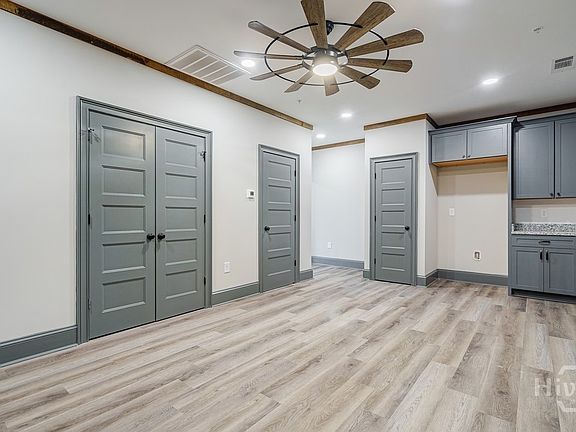 4th image of 34 Depot St #21