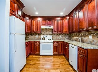 608 Carman Ave #C-4, Westbury, NY 11590