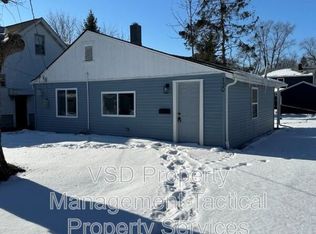 130 Traymore Blvd, Eastlake, OH 44095