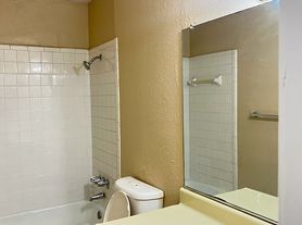 Handley Oaks Apartments
