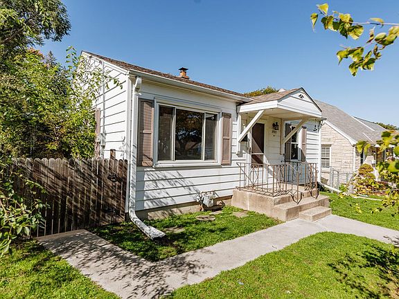2nd image of 3947 S Pine AVENUE