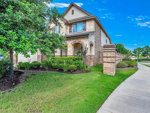 3rd image of 24226 Gillside Manor Dr