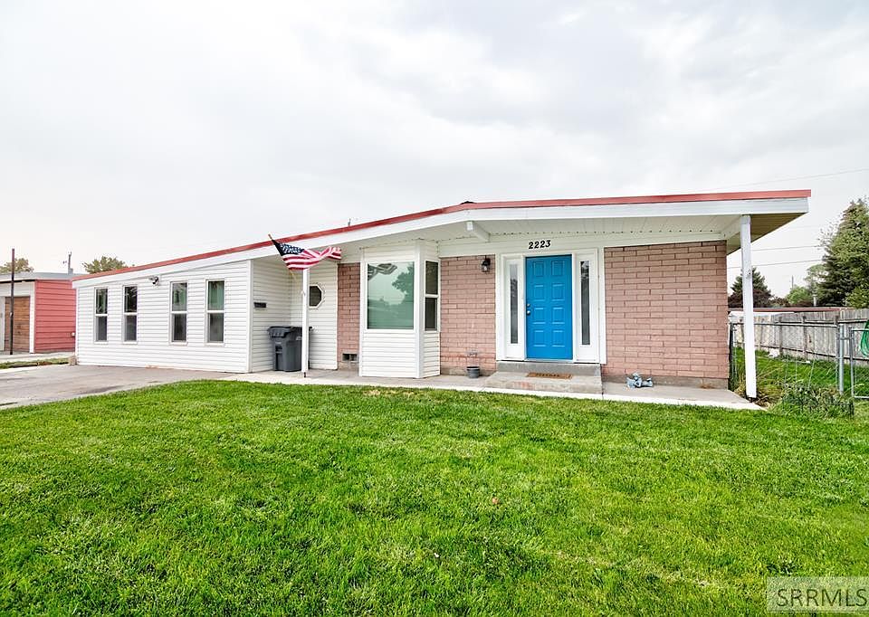 1st image of 2223 Wahlquist Dr