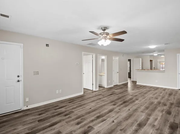 108 Harvest Glen Ln, West Columbia, SC 29169