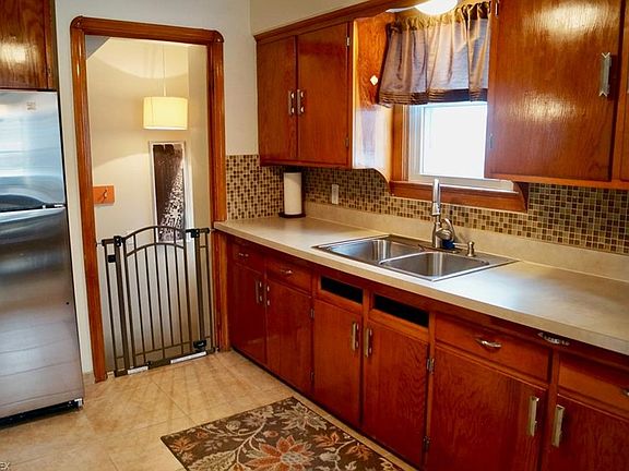 2nd image of 7505 Dartworth Dr